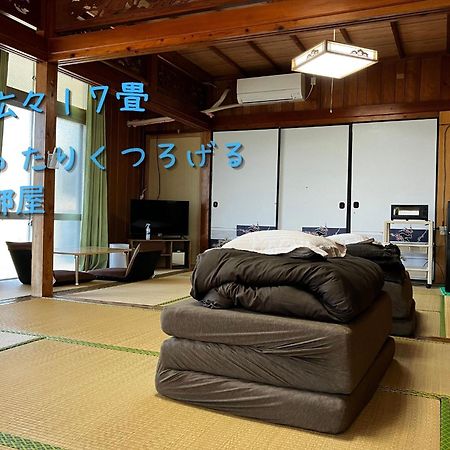 民泊まったりん人 Apartment Кумеджима Екстериор снимка